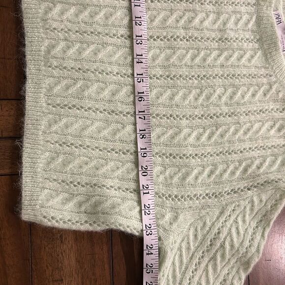 Zara Mint Green Alpaca Wool Blend Cropped Cable Knit Cropped Sweater Size Medium - Picture 10 of 10
